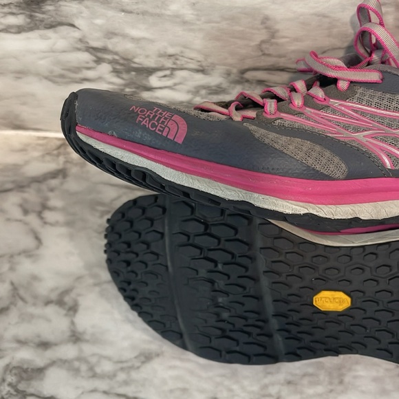 The North Face Ultra Cardiac Grays and pink Women's Trail Running Shoes US 8 - Picture 12 of 15